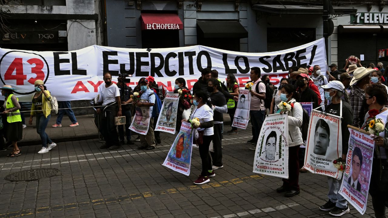 Ayotzinapa-1