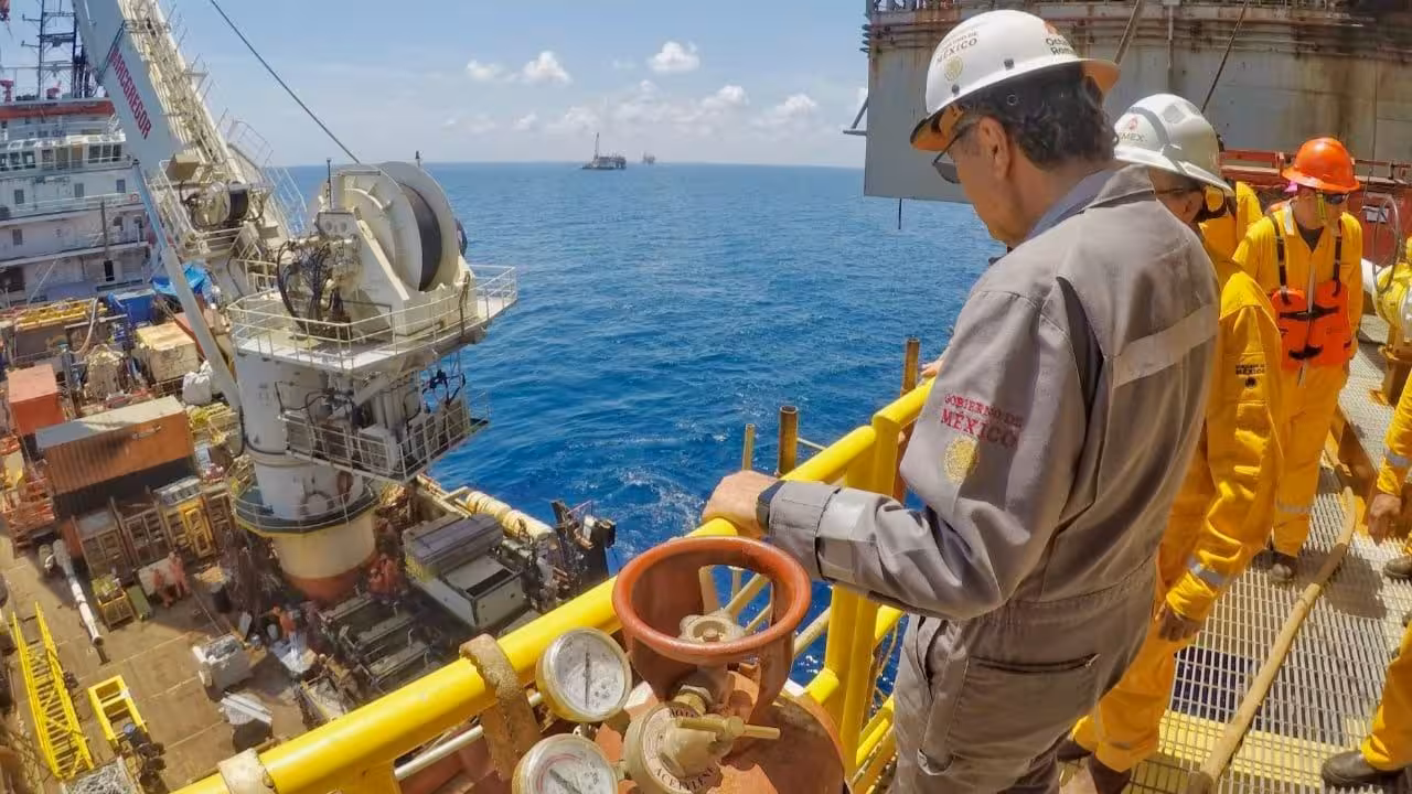 pemex-impulsa-la-produccion-con-construccion-de-plataformas-marinas-en-veracruz