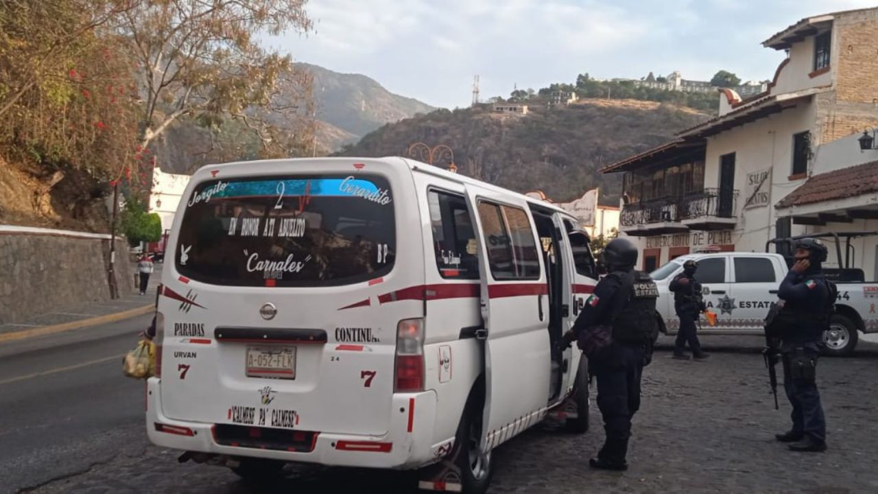 servicio-transporte-publico-Taxco