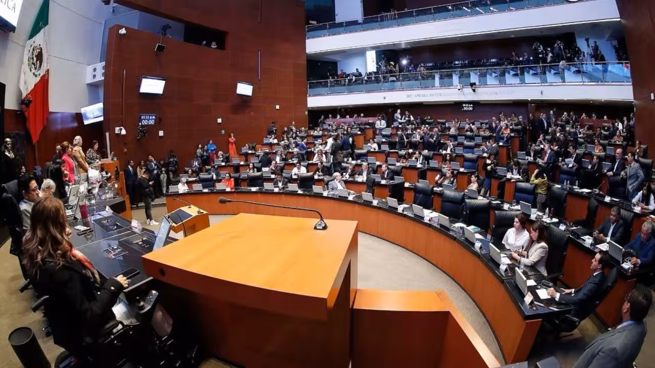 Morena-senado-pluris