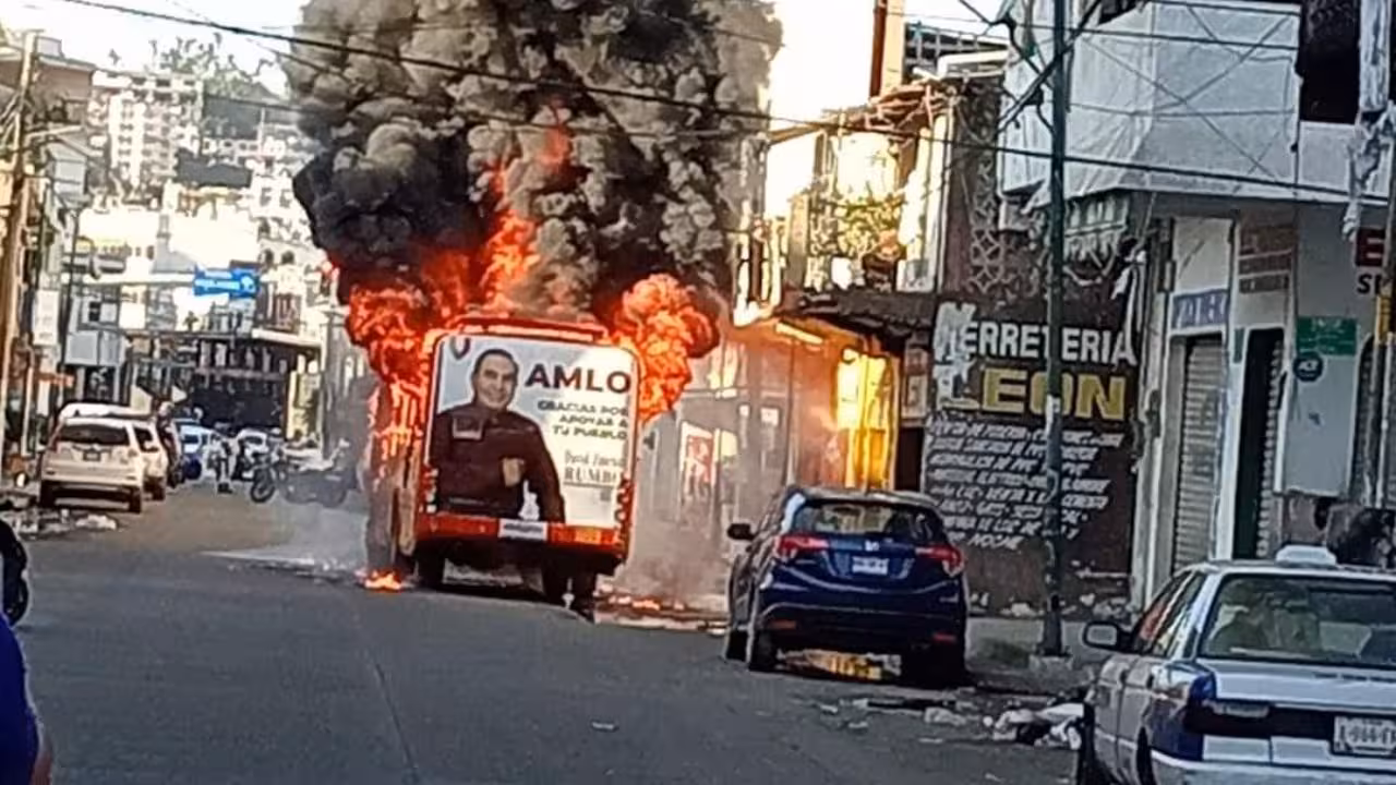 incendio-camion-Acapulco
