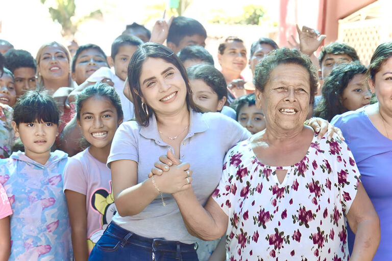 Apoyan sectores, candidatura de Yoloczin Domínguez para Acapulco