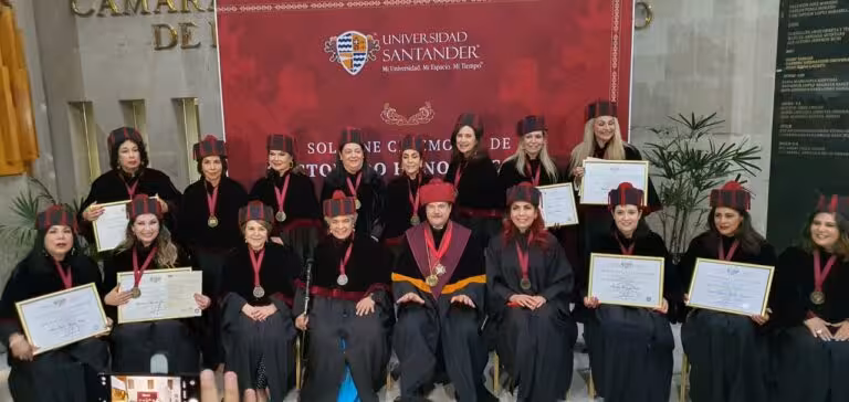 Invisten con Doctorado Honoris Causa a 21 Mujeres de Méritos Trascendentes