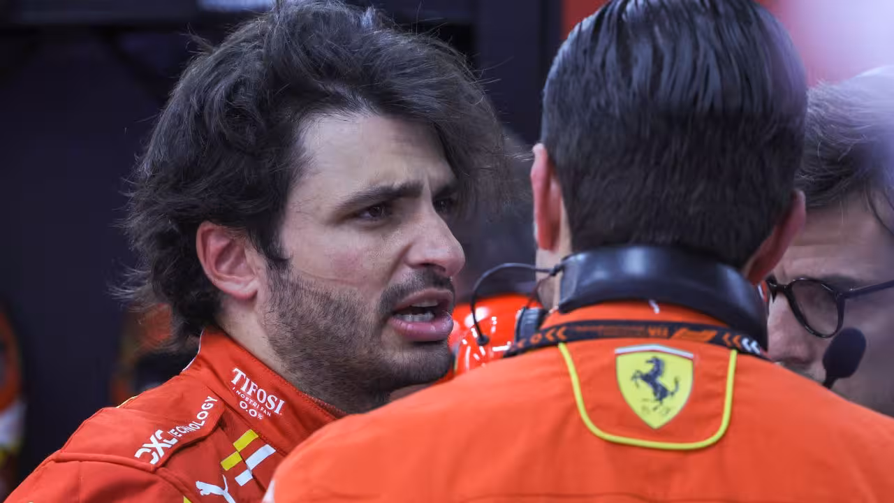 carlos-sainz-se-perdera-el-gp-de-arabia-saudita-por-apendicitis