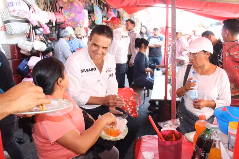 Estoy con los comerciantes, vamos a ayudarles- Silvano Aureoles