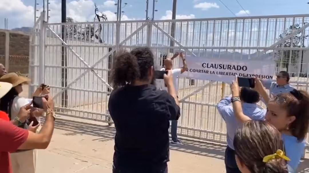 Por-censura-periodistas