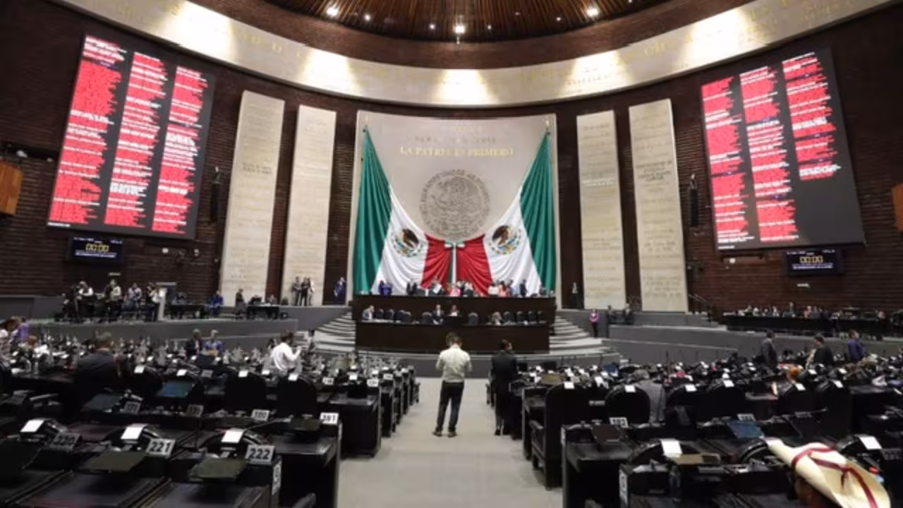 diputados-posponen-votacion-sobre-fondo-de-pensiones-del-bienestar-tras-modificacion-de-dictamen-por-morena