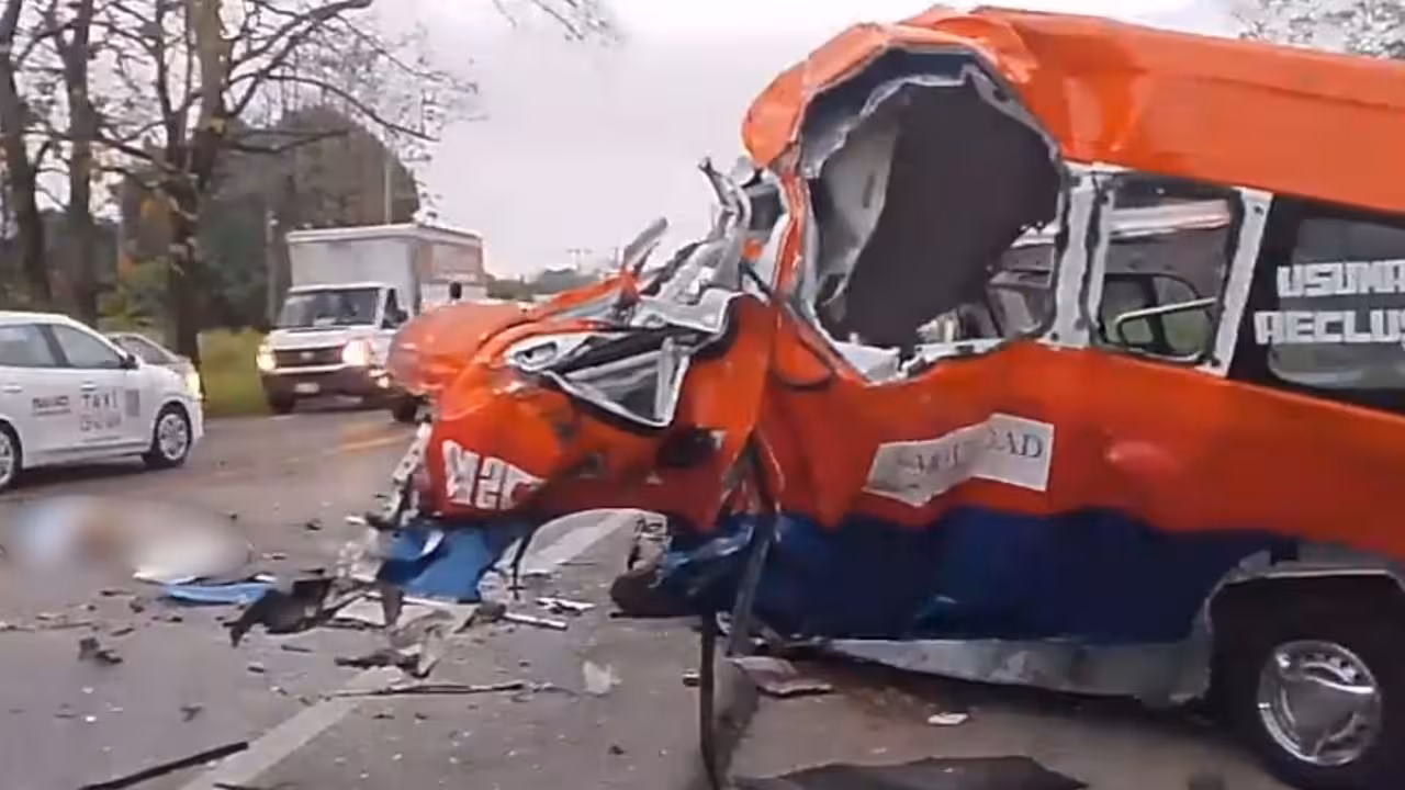 video-fatal-choque-deja-un-muerto-y-siete-heridos-en-carretera-de-villahermosa