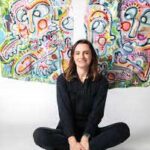 La Artista Begoña Autrique: Un Viaje de Colores y Culturas