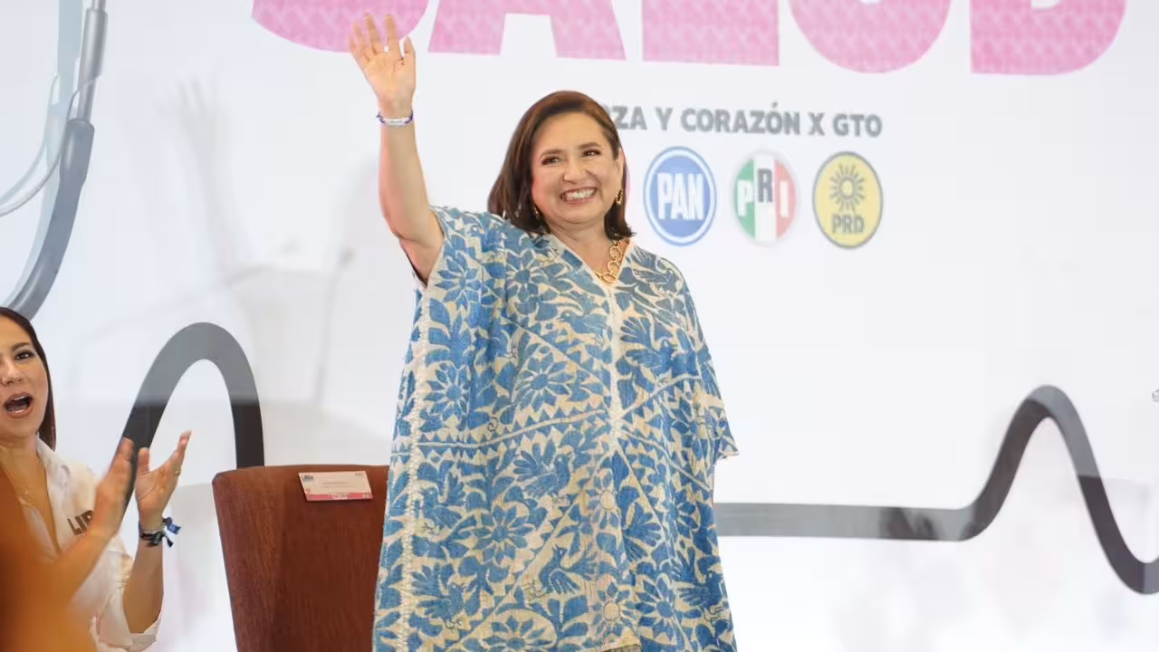 Xochitl-marcha-marea-rosa