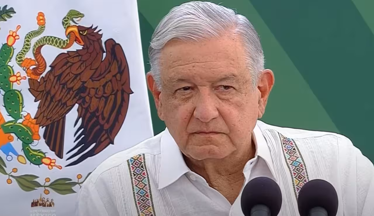 amlo_bandera (1)