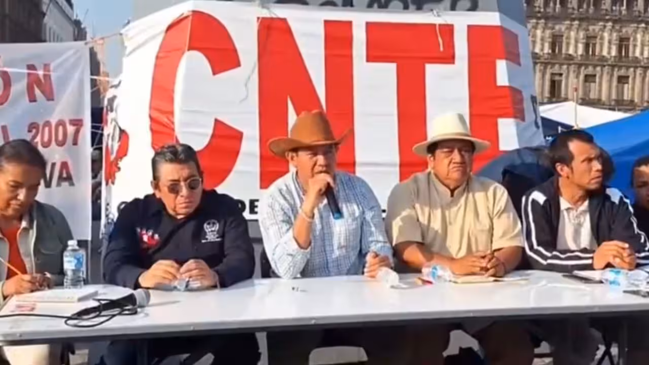 cnte-mantendra-planton-en-el-zocalo-de-cdmx