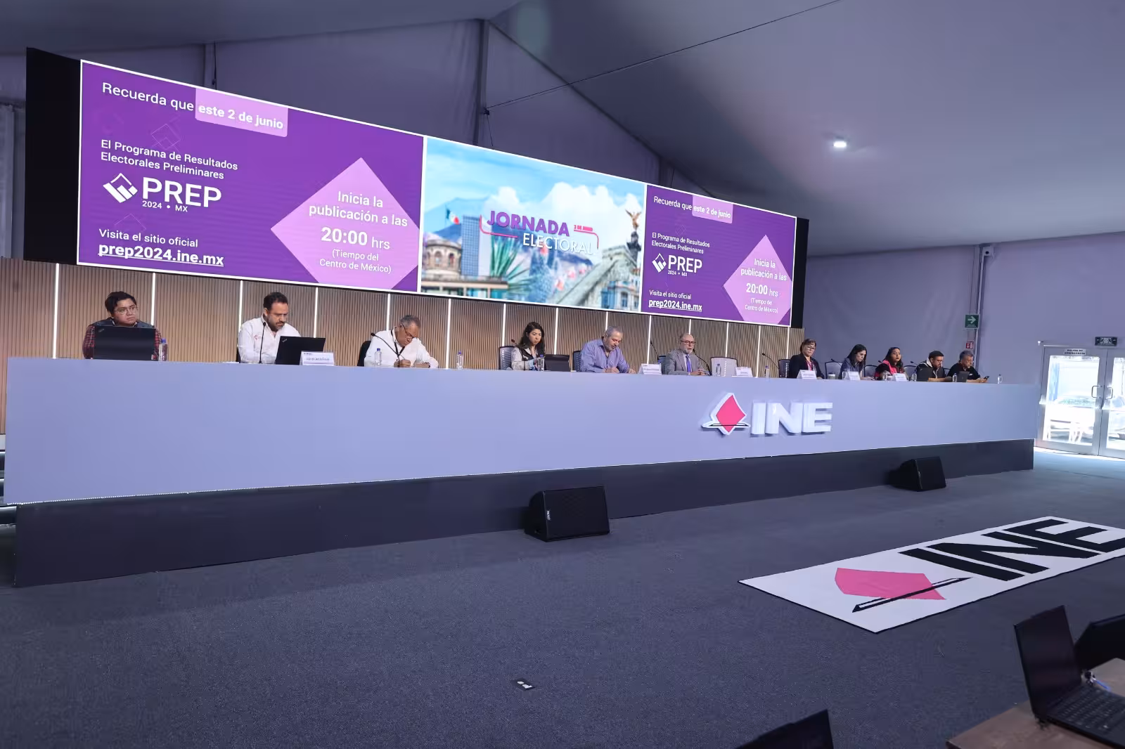 con-varias-horas-de-retraso