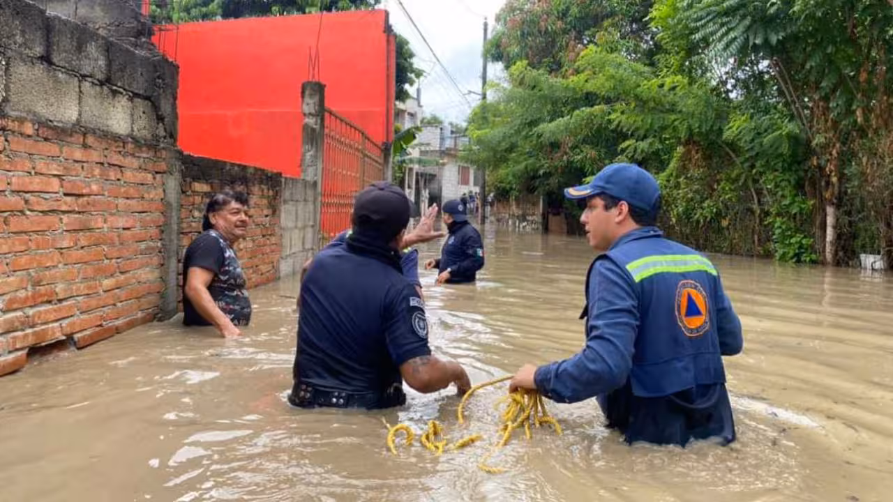 Evacuacion-Rio-Cazones