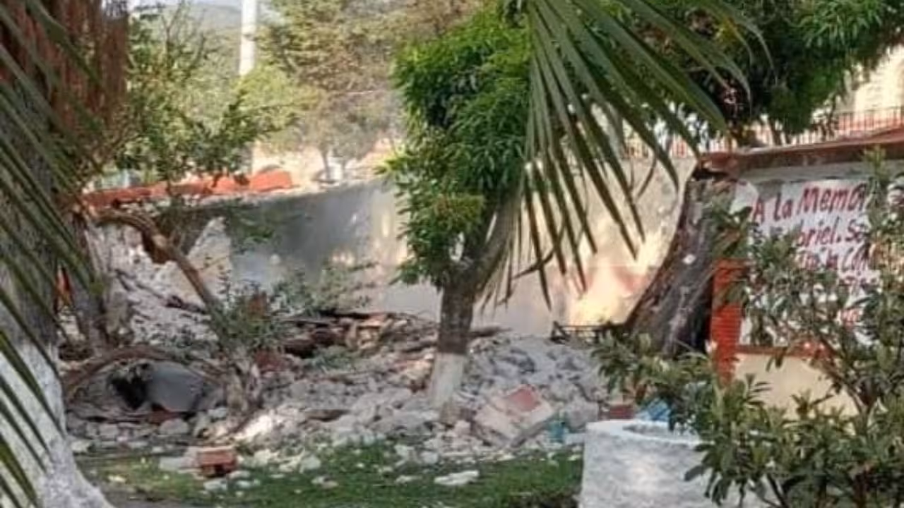 explosion-Normal-Ayotzinapa