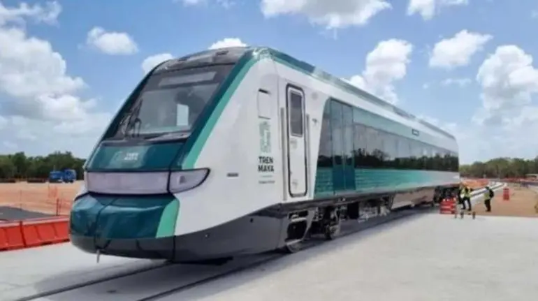 tren_maya_y_mexicana_de_aviacion_suspenden_operaciones_por_huracan_beryl_1
