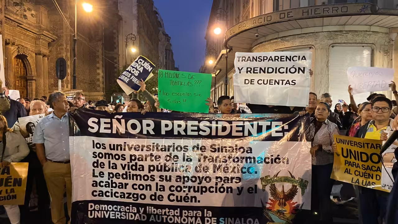 uas_palacio_nacional_amlo