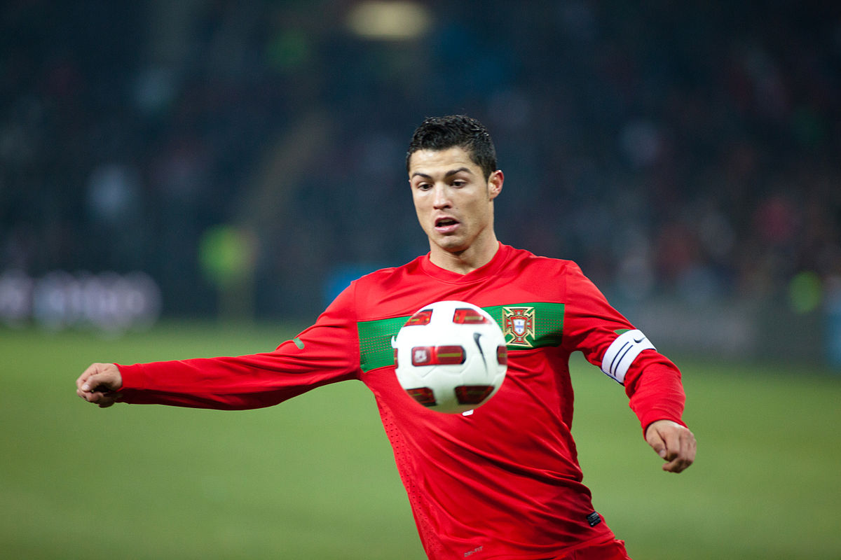 1200px-Argentine_-_Portugal_-_Cristiano_Ronaldo