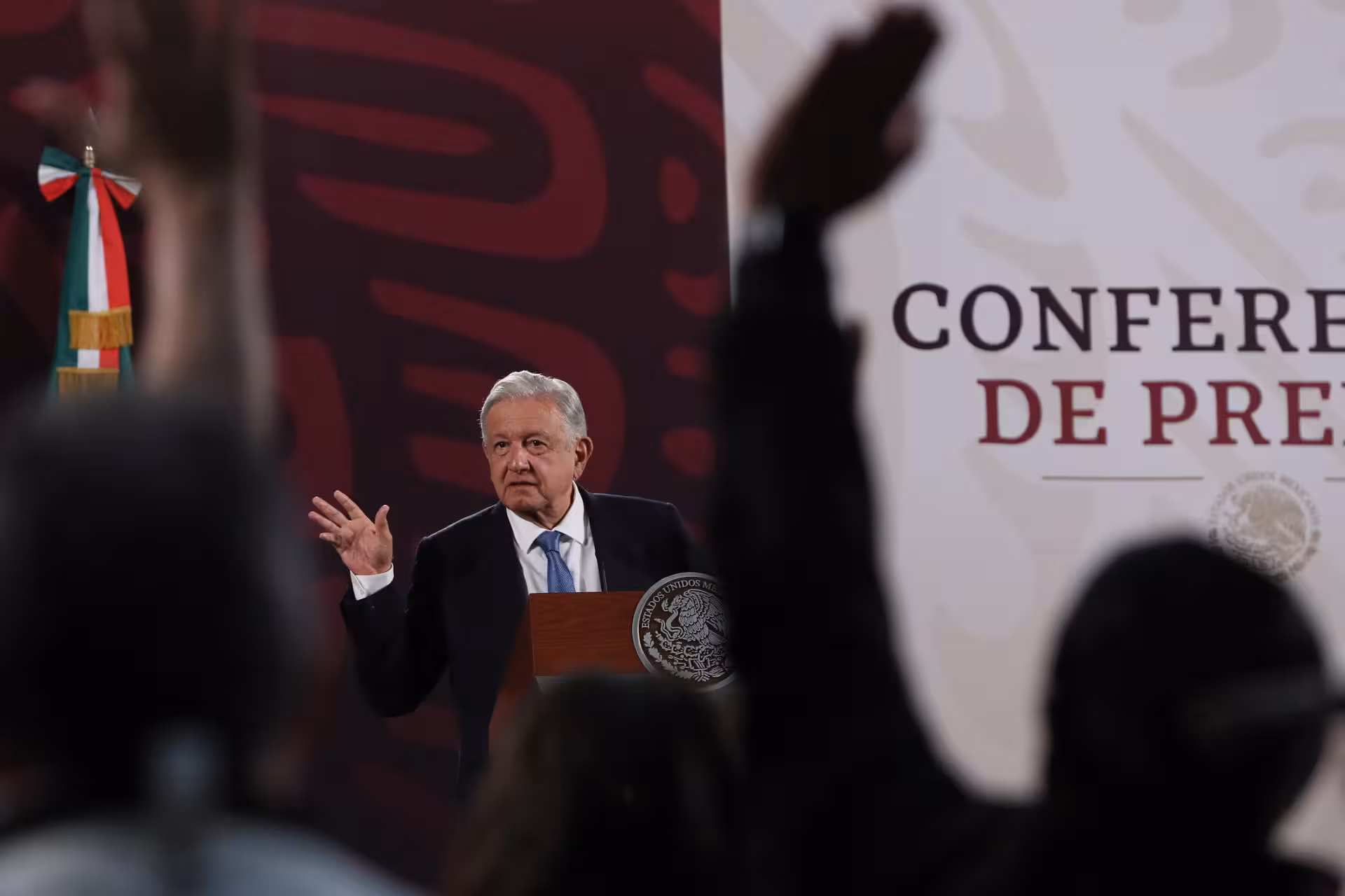 López Obrador "pausa" su relación con embajadas de EE.UU. y Canadá por la reforma judicial