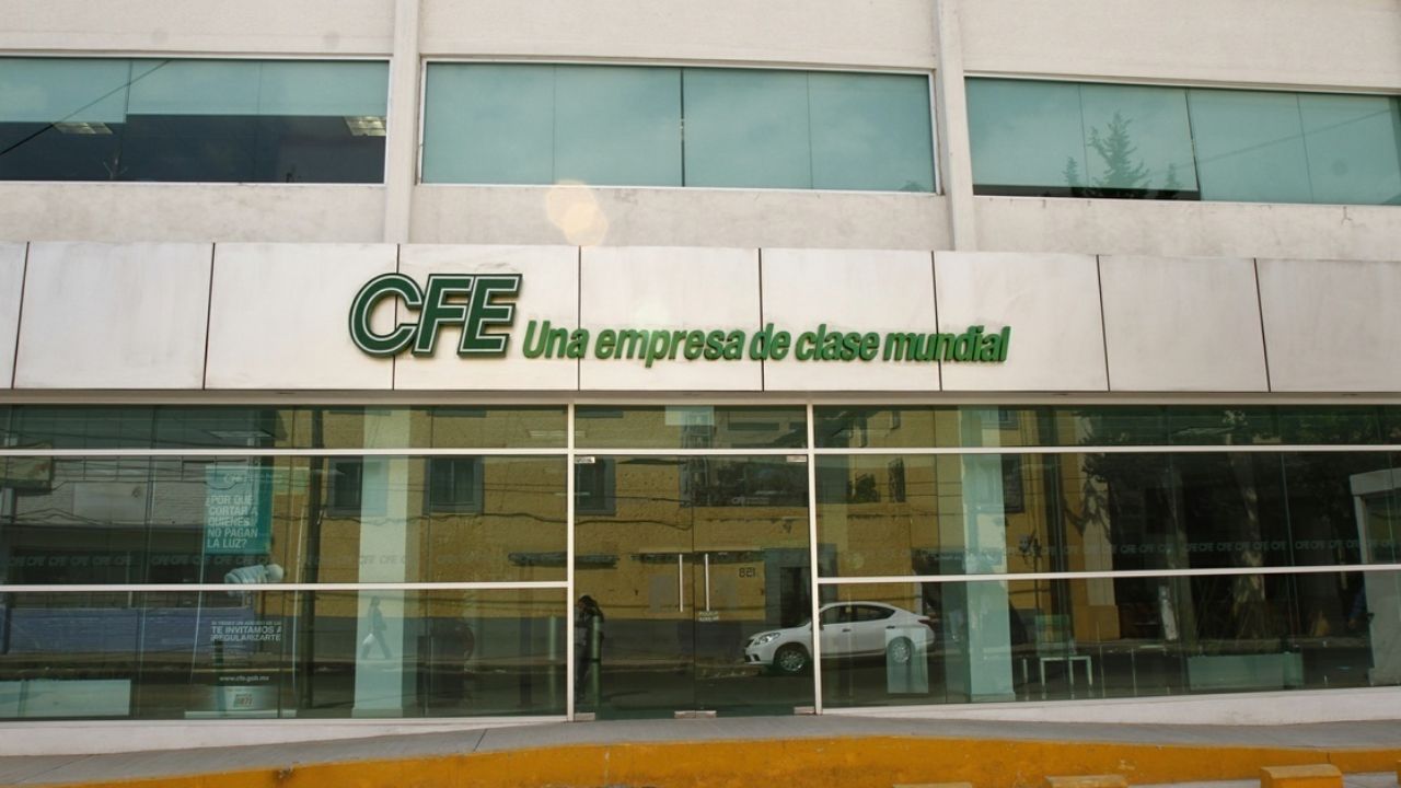 sheinbaum-investigara-anomalias-en-gestion-del-directivo-de-cfe-veracruz