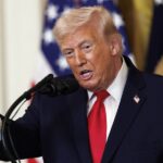 Trump dice que ejecutó uno de los bombardeos "más poderosos" contra isla petrolera iraní