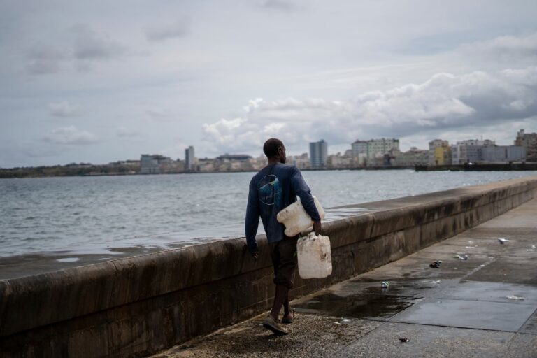 376b3ca4d41346d297a8c16302f893be