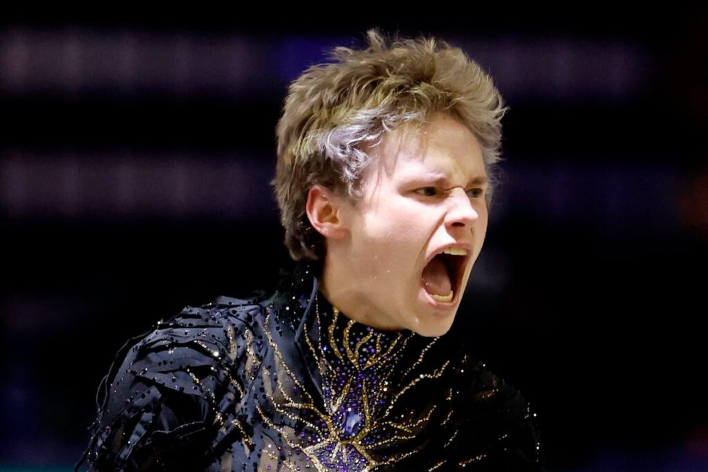 3901e19eead149f5a28852cd0ded9efd