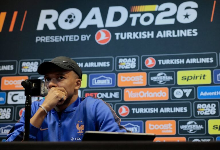 55c0bbc424a0450bb97986e1dfb012bf