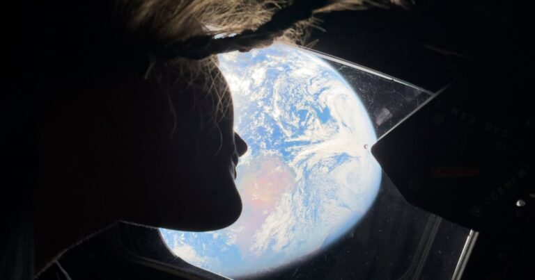 4d8156063ad34783aa3752703d5fb70d