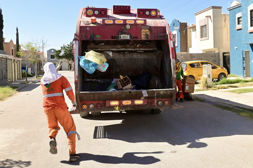 79b8916caa6d4d06aca9a27c14aeec06