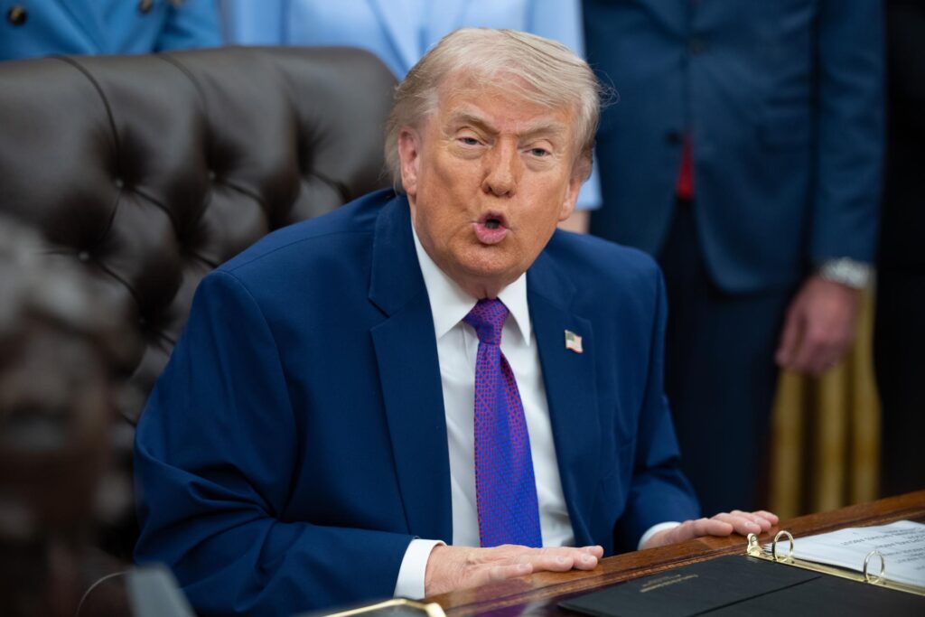 El Gobierno de EEUU presiona para que se impriman billetes con la cara de Trump